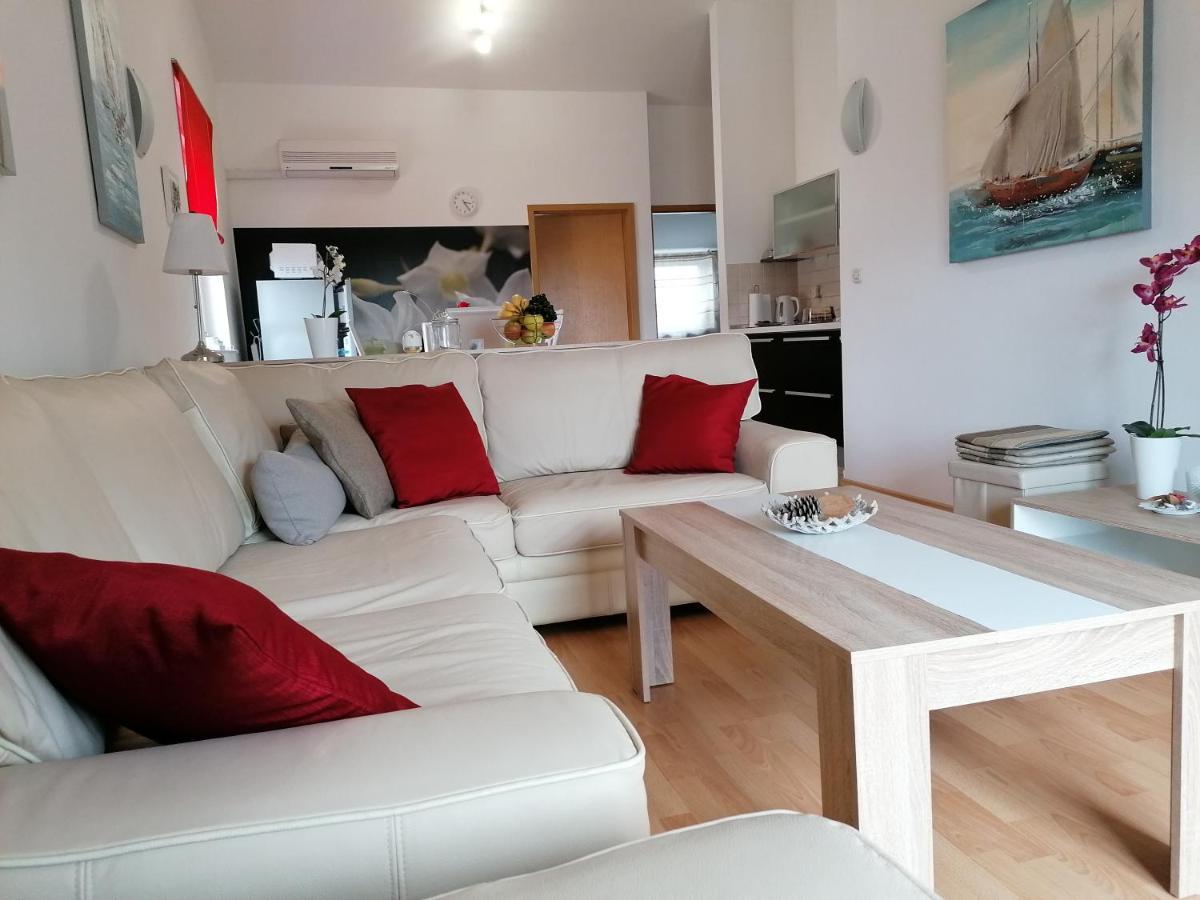 Apartment Pasa Medulin Eksteriør bilde